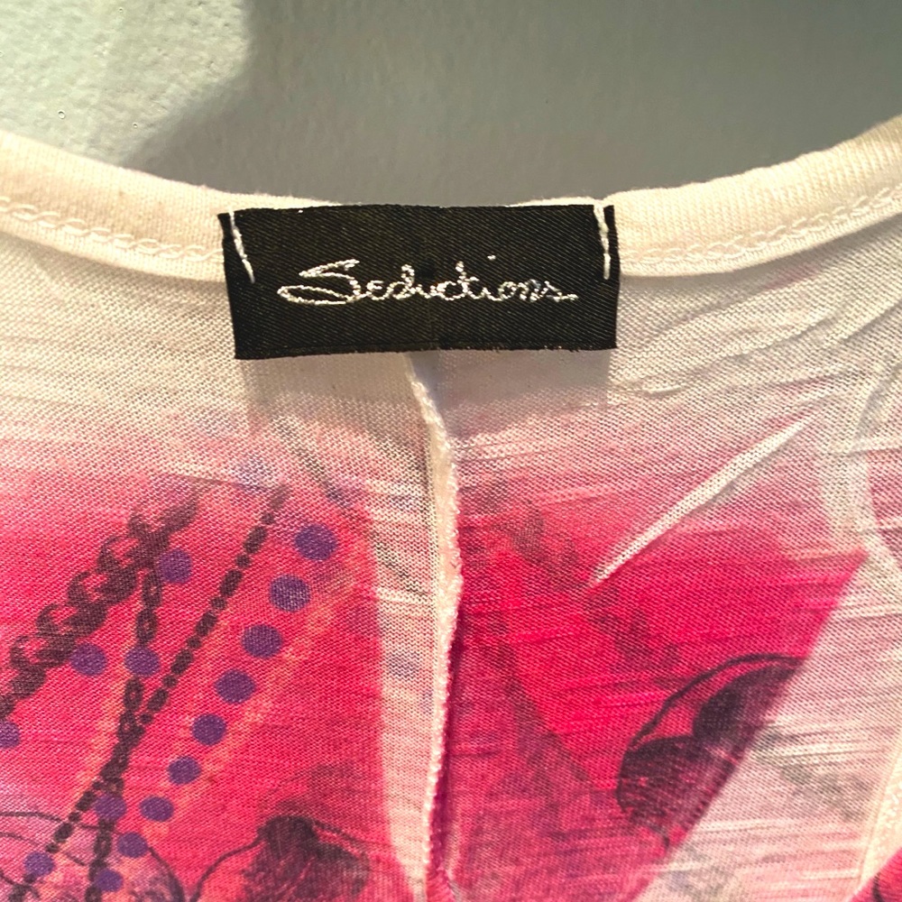 ✨ HOST PICK ✨  Seductions • Long top with gorgeous print - Picture 7 of 14